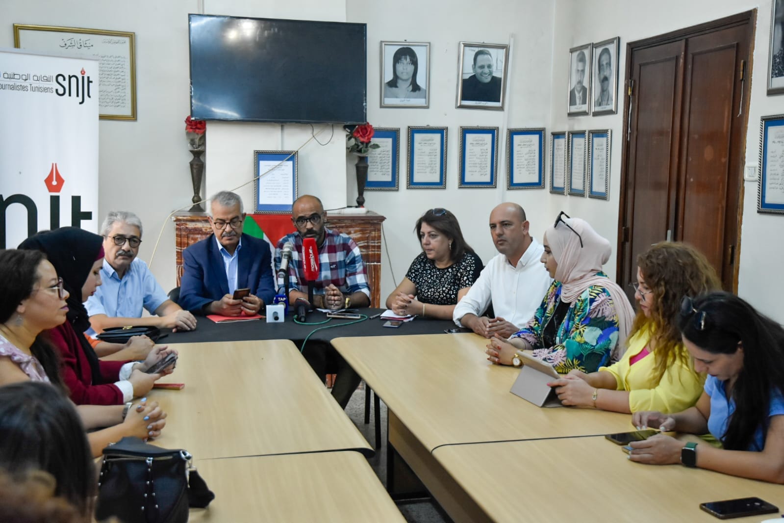 ضمت أكثر من 30 منظمة وجمعية وحزبا..   اللجنة الوطنية لدعم المقاومة توجه رسالة استنكار للاتحاد الأوروبي.. جامعة الدول العربية ومفوضية حقوق الإنسان